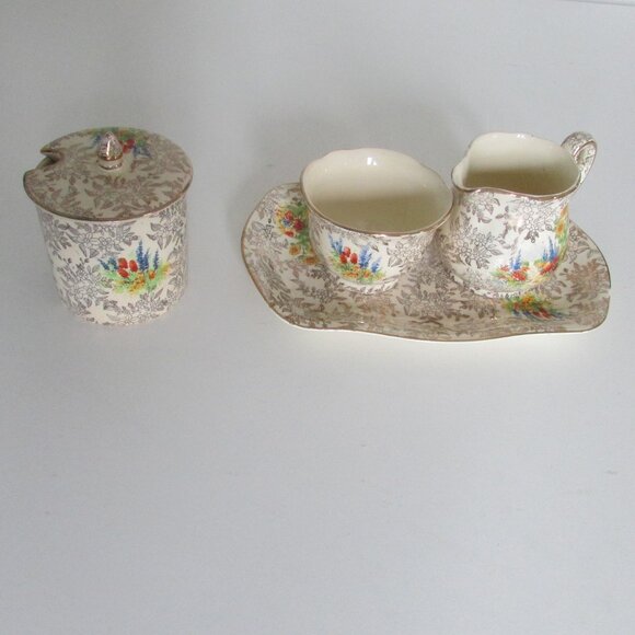 Vintage Sugar and Creamer Tray set, Shelton Ivory - Picture 4 of 10